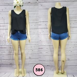 Medium Black Sleeveless Sheer Blouse – Elegant Lightweight Top